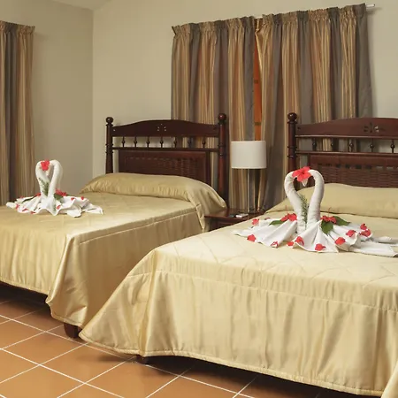 Hotel Cortecito Inn Bavaro-3